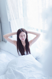 漂亮的女房东